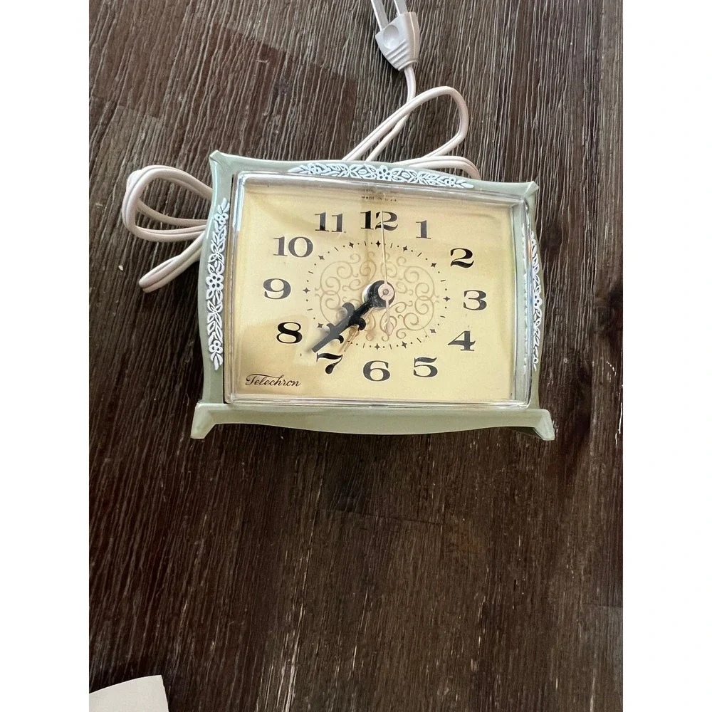 Vintage Telechron Electric Alarm Clock 7821 Avocado Green GE Mid Century Box